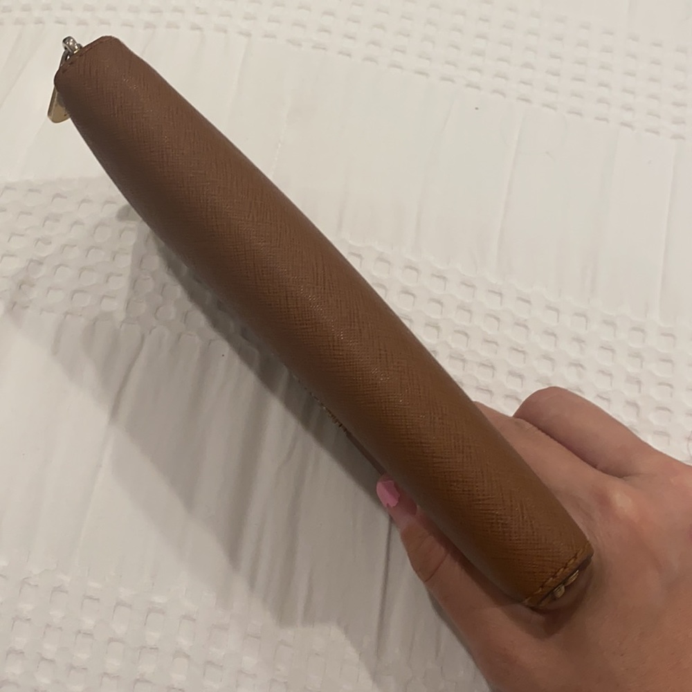 Michael Kors Wallet - Picture 5 of 5